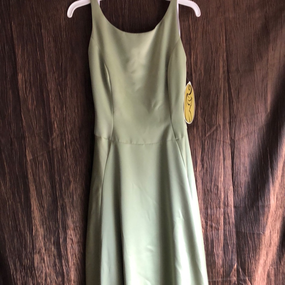 Watters and Watters fashion dress Sz 2 green